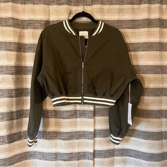 Wild Rose Olive Wild And Free Jacket Size‎ Medium - Picture 2 of 7